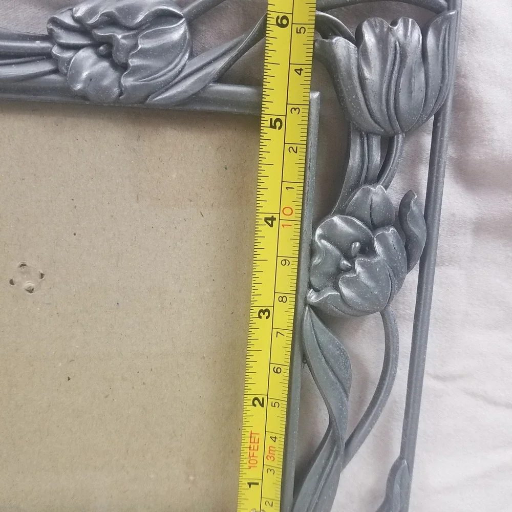Tulip Floral Metal Photo Frame  5x7 Silver Excellent Art Nouveau Pewter